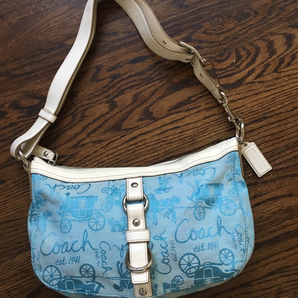 Coach handbag in classic Coach and horse print